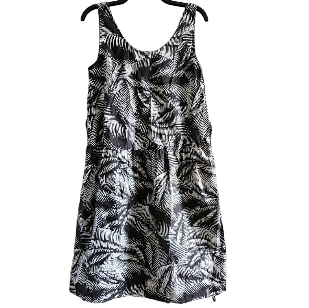Gap Sleeveless Palm Leaf Dress
